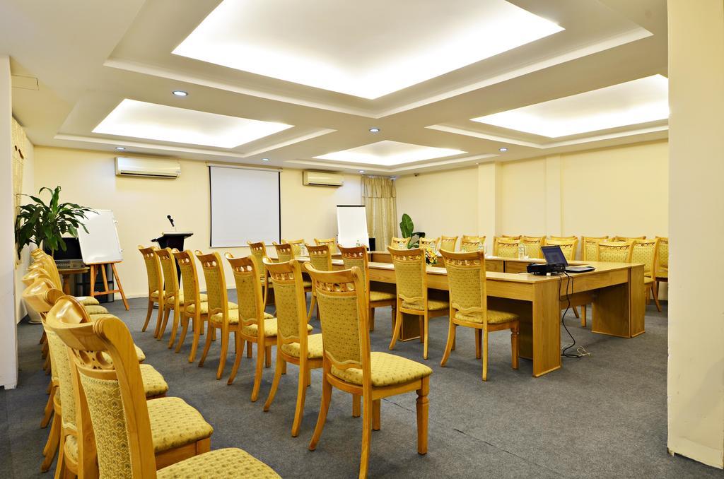 Hoang Phu Gia Hotel Хошимин Экстерьер фото