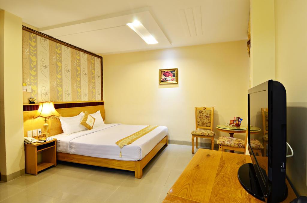 Hoang Phu Gia Hotel Хошимин Экстерьер фото
