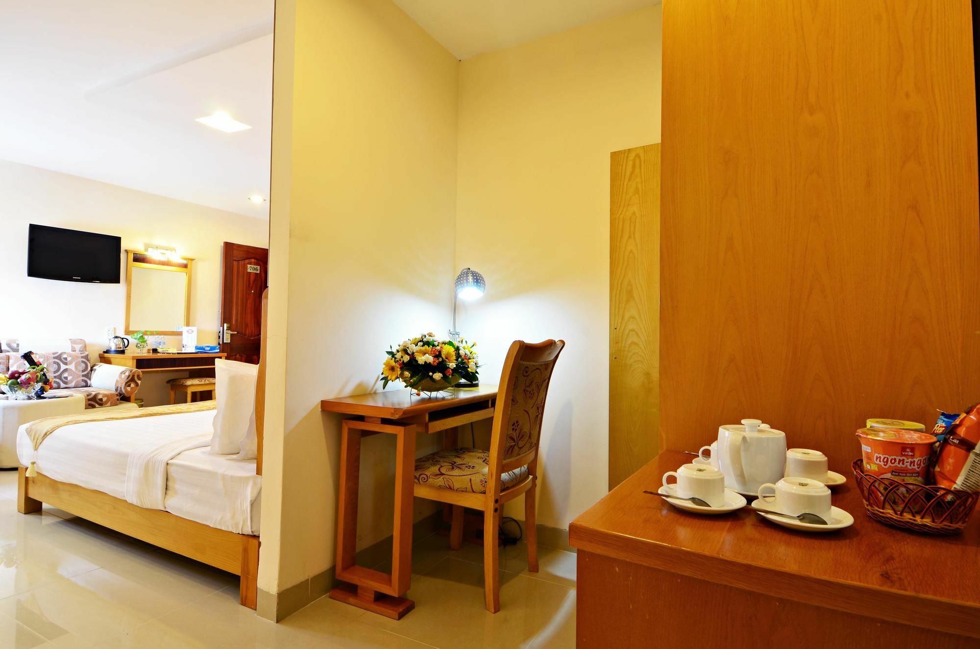 Hoang Phu Gia Hotel Хошимин Экстерьер фото